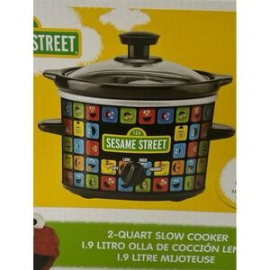 Sesame Street Slow Cooker 2 qt NIB